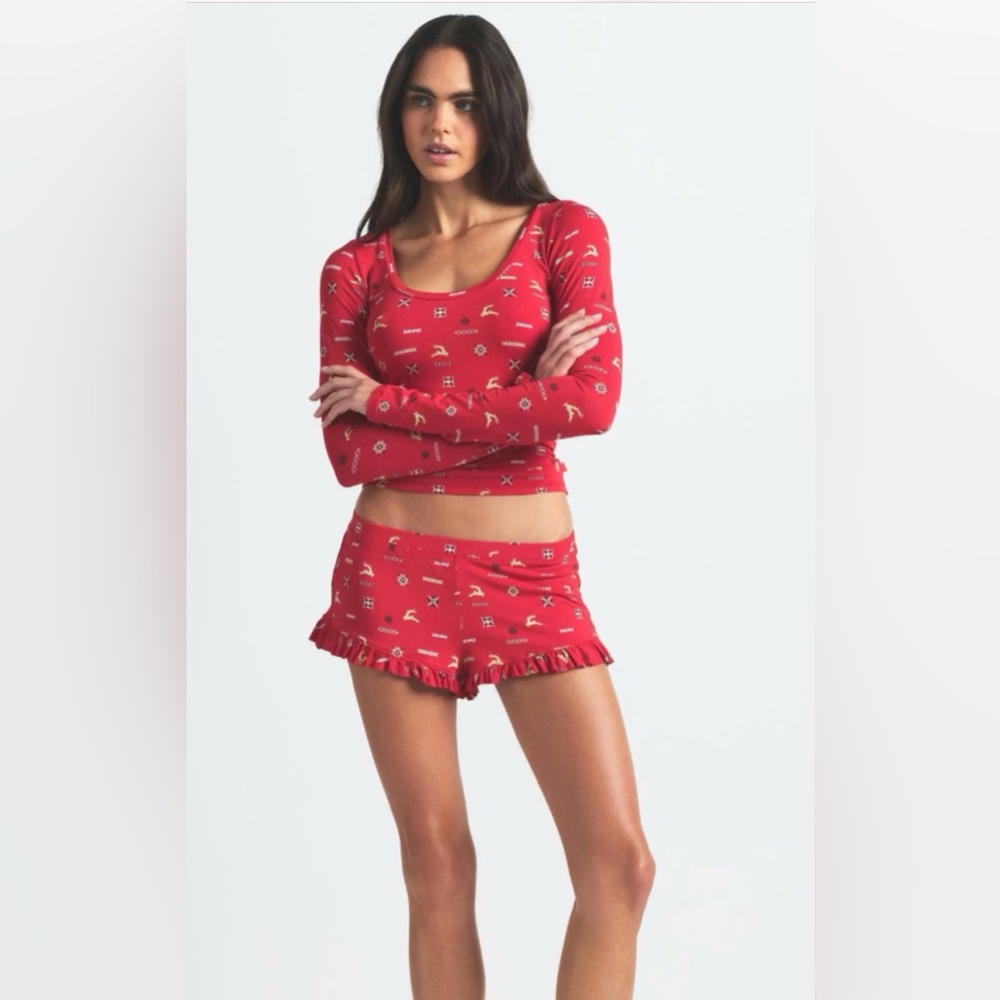 NEW! SKIMS Scoop Neck & Ruffle Short Sleep Set | Cranberry Vintage Deer Print